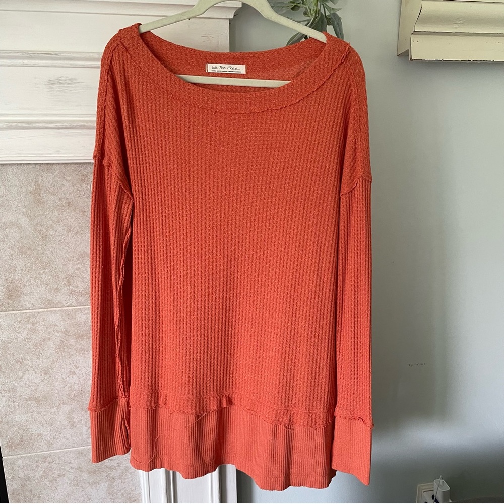 Orange tunic long sleeve thumb holes